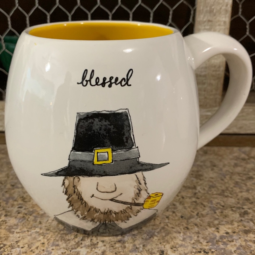 Rae Dunn mugs